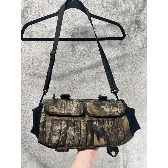 Avery Neoprene Handwarmer Camo Shell Holder Pockets Hunting Camping Outdoor - Picture 1 of 8